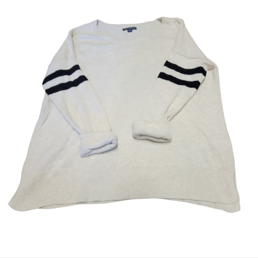 American Eagle long sleeve.        b2